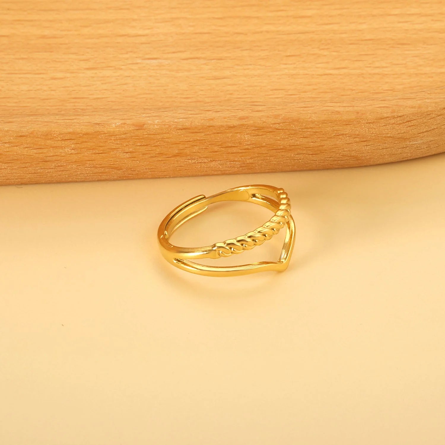 Twin Geometric Ring