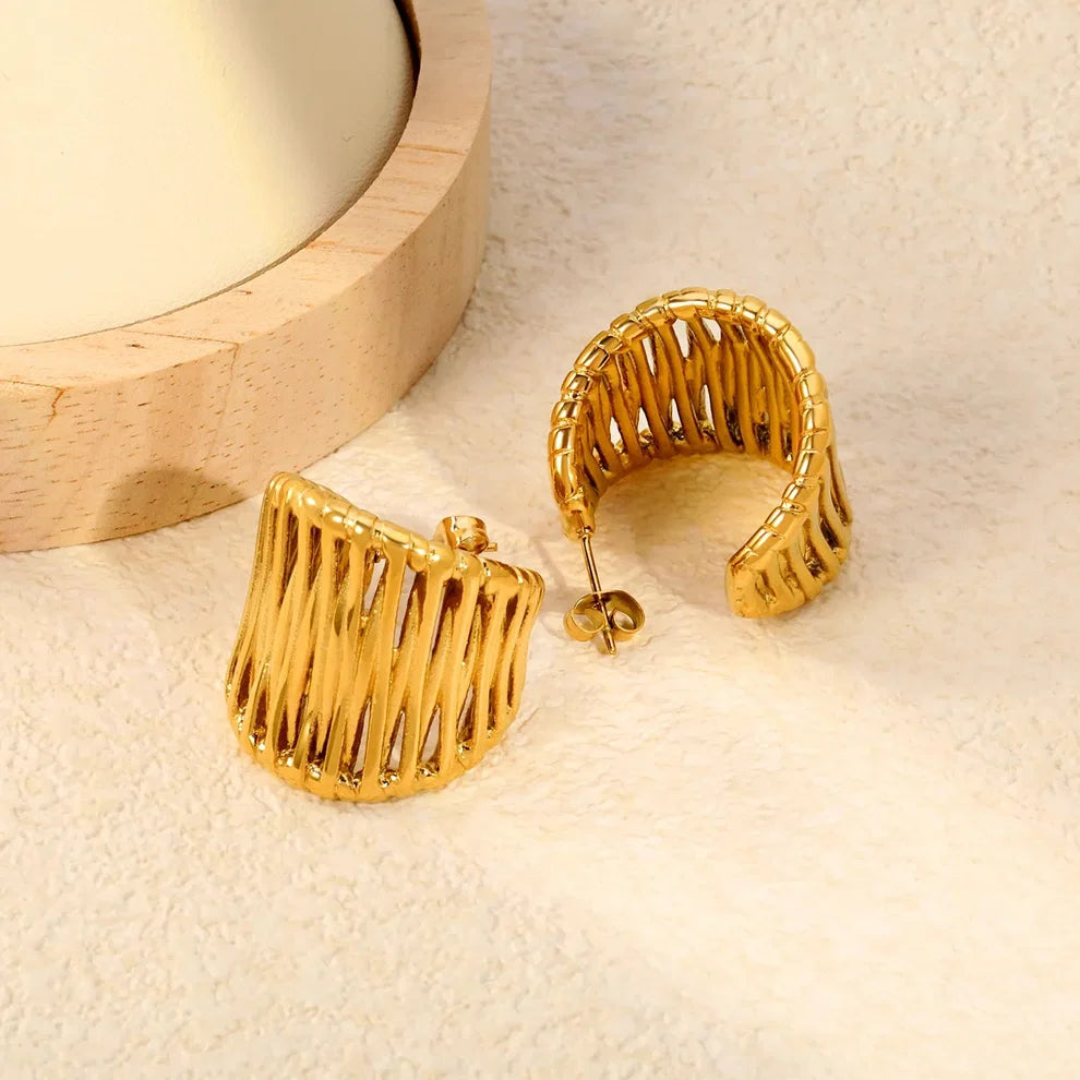 Woven Hollow Out Geometric Earrings