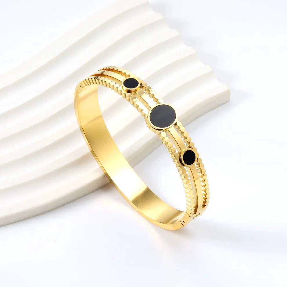 Chunky Black Dripping Bracelet
