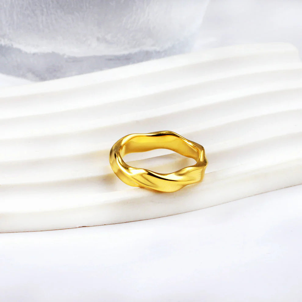 Wavy Pattern Ring