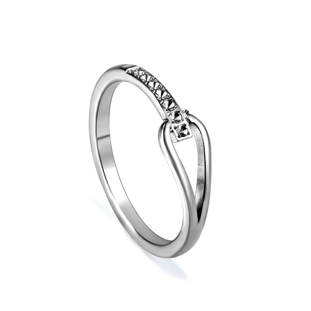 Mini Loop Ring