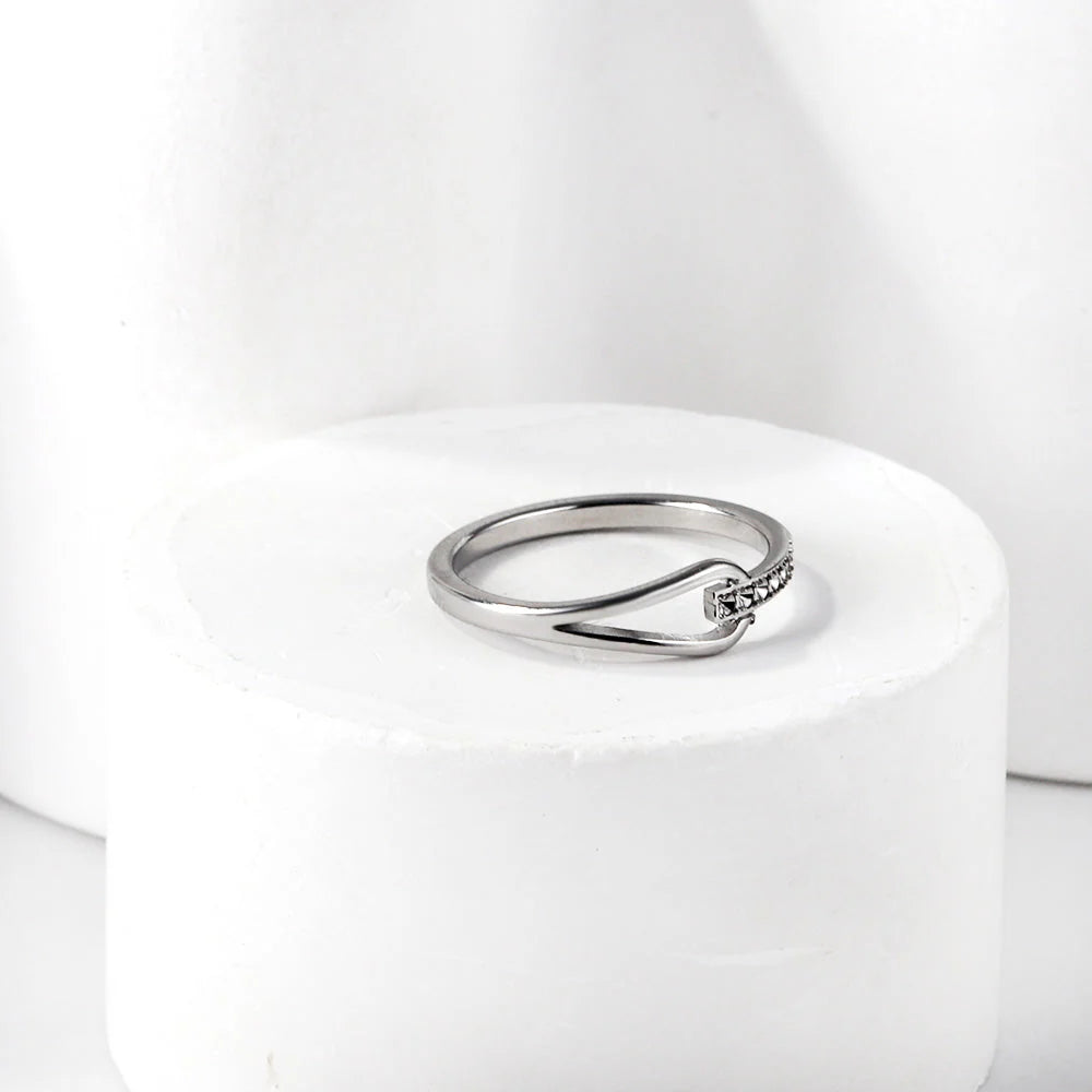 Mini Loop Ring
