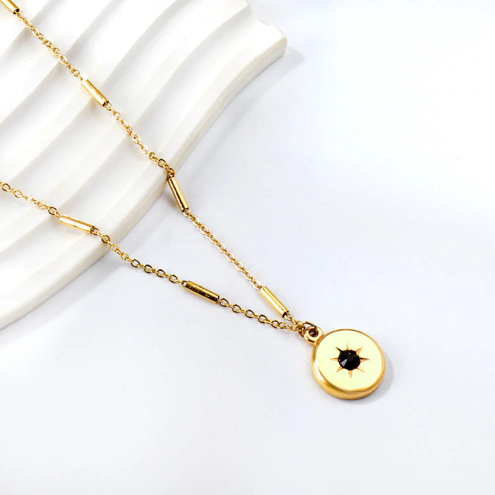 Elegant Chain and Pendant Necklace