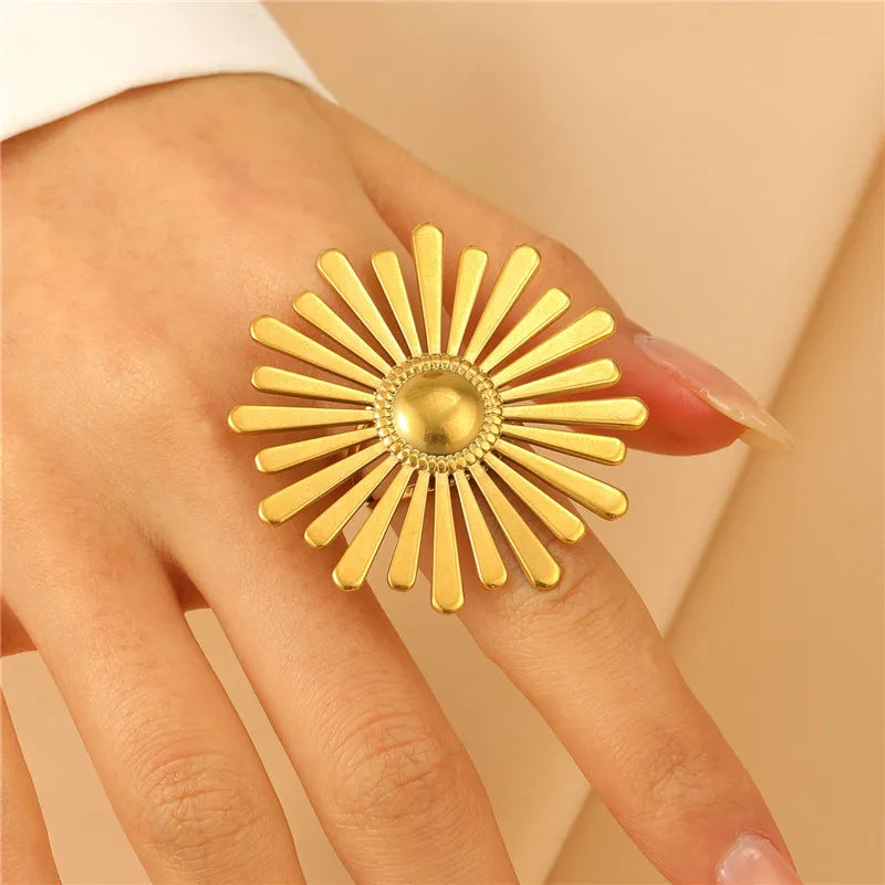Flat Flower Ring