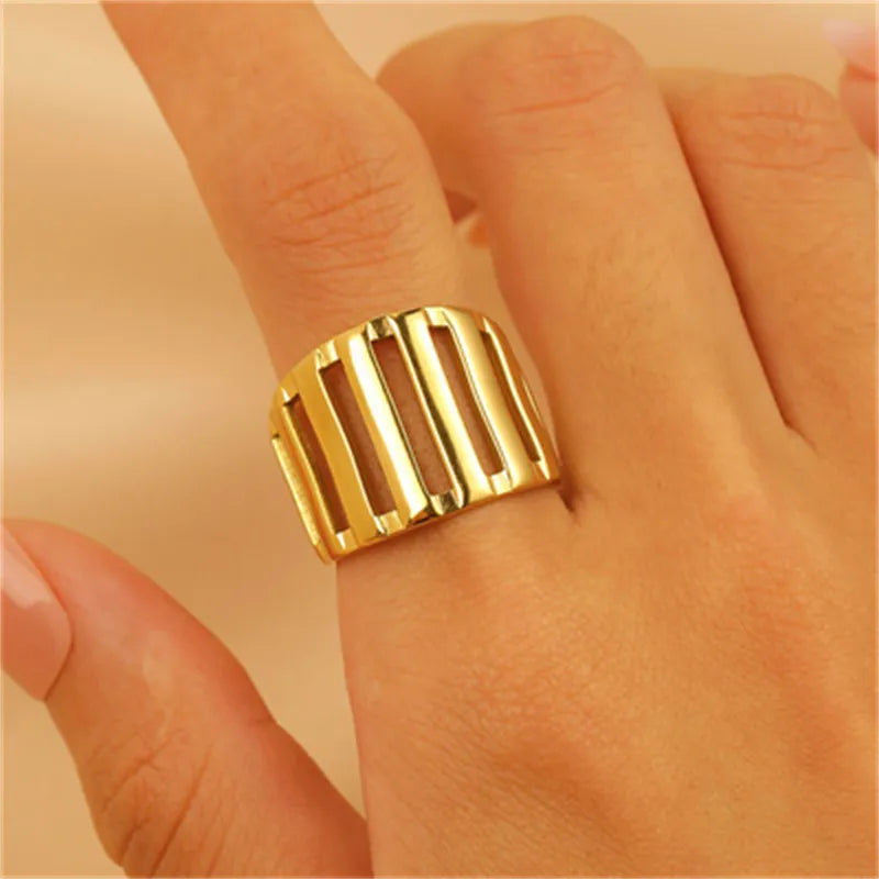 Hollow Square Ring