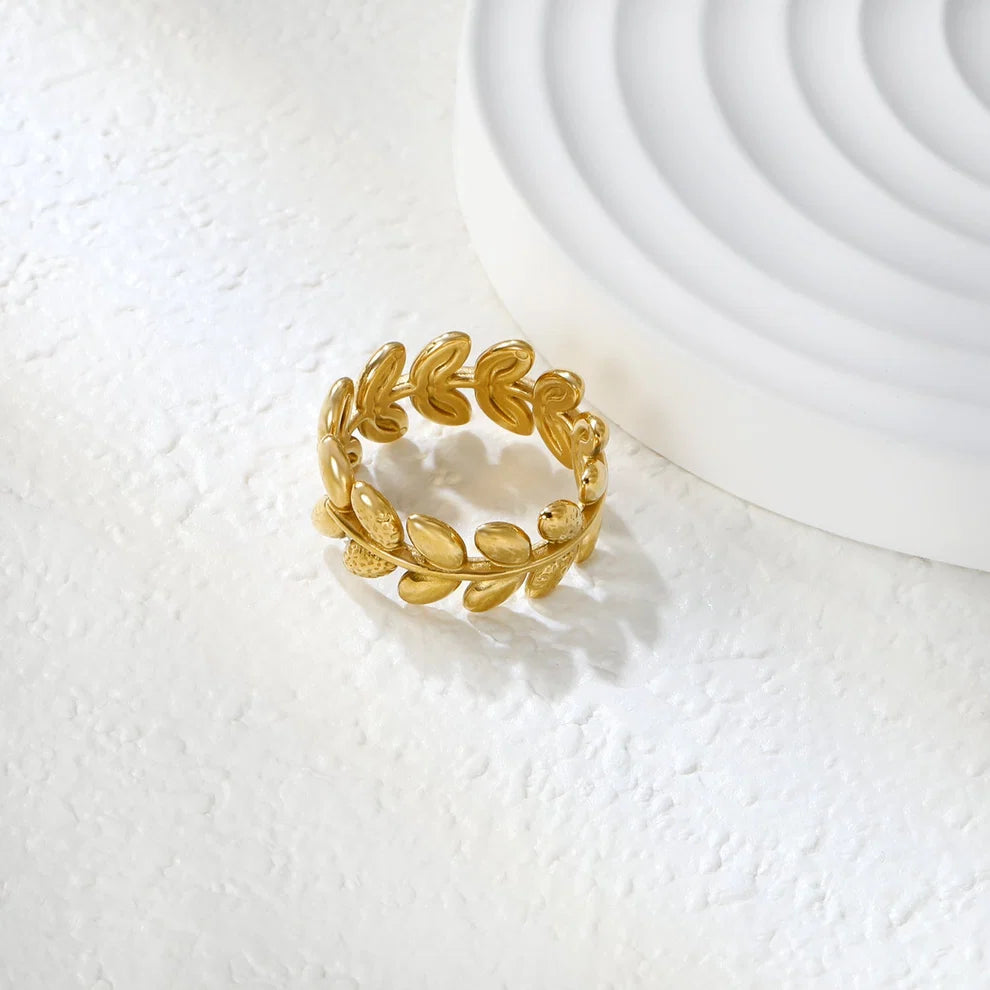 Open End Leaf Ring