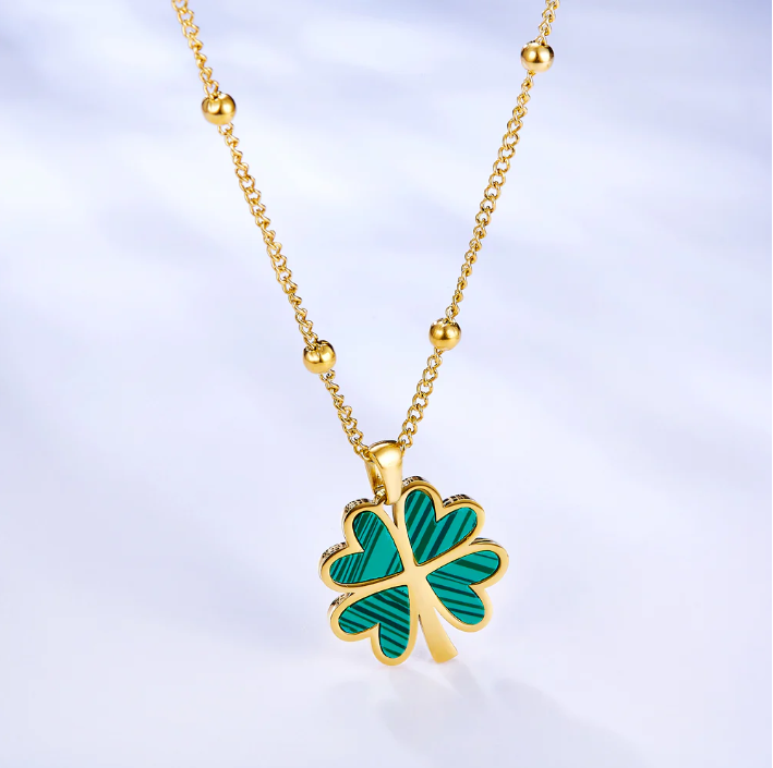Big Clover Necklace