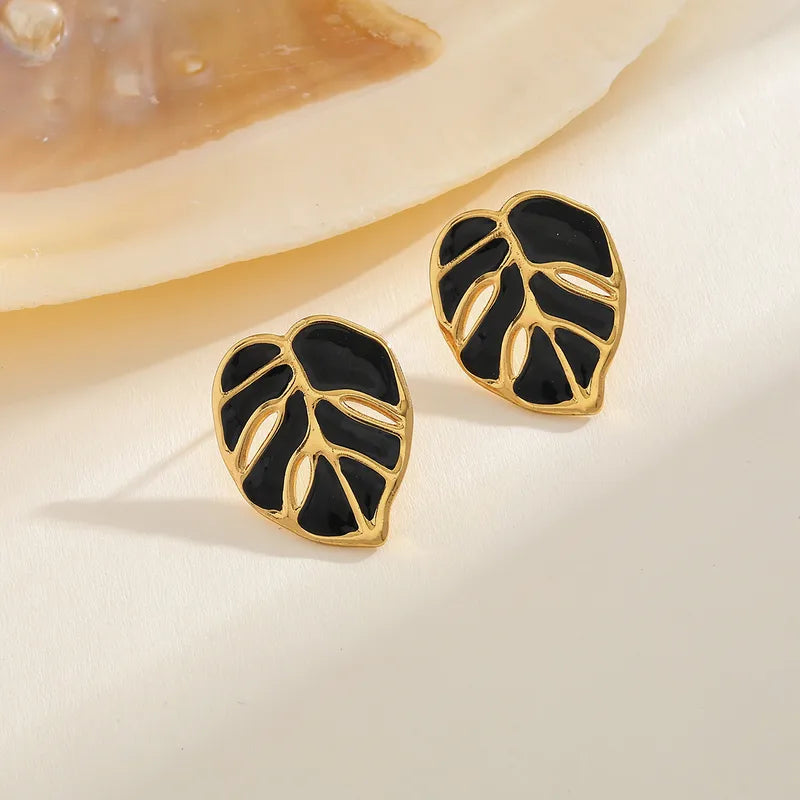 Monstera Leaf Earrings Black